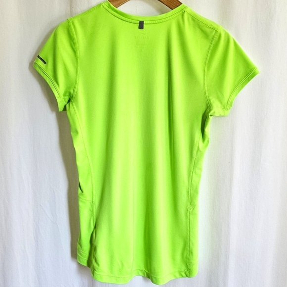 Nike Running Neon Green Short Sleeve Dri-Fit Miler Running T-Shirt - Picture 8 of 16